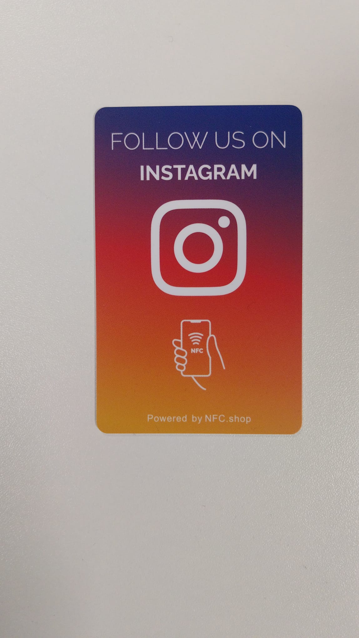 3 Instagram kaarten 'Follow us' - Onze chip opent jouw Instagram pagina.